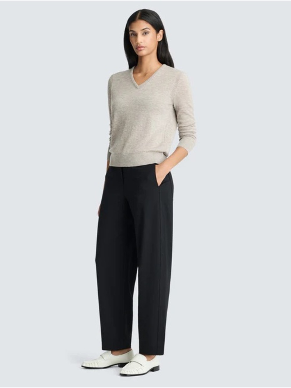 Unbound Merino Women's Merino Travel Pants Barrel Italian Wool Black size Small